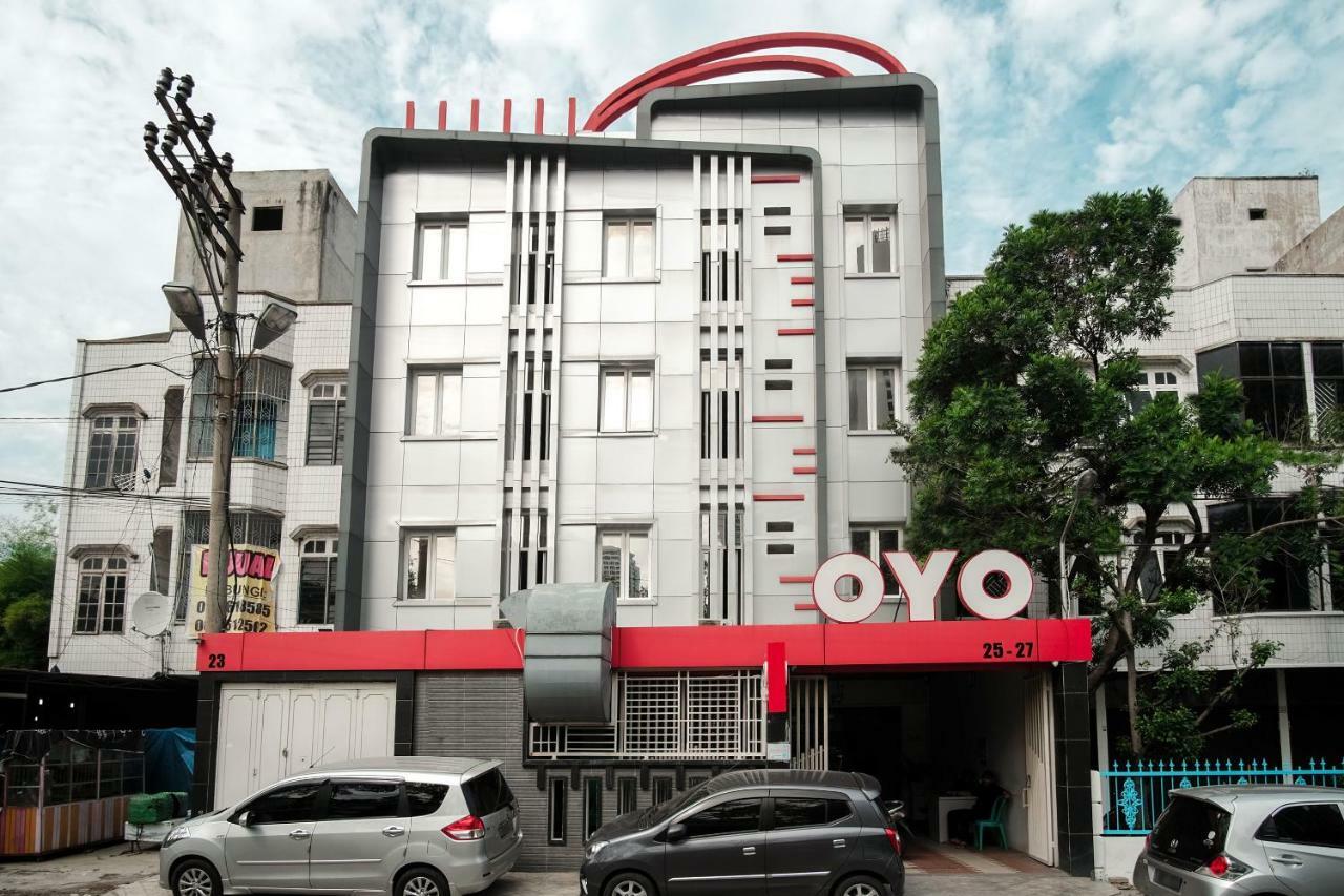 Oyo 279 Deli Homestay Medan Exterior photo